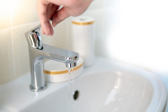 how-to-clean-old-stained-porcelain-sink-a-few-simple-methods